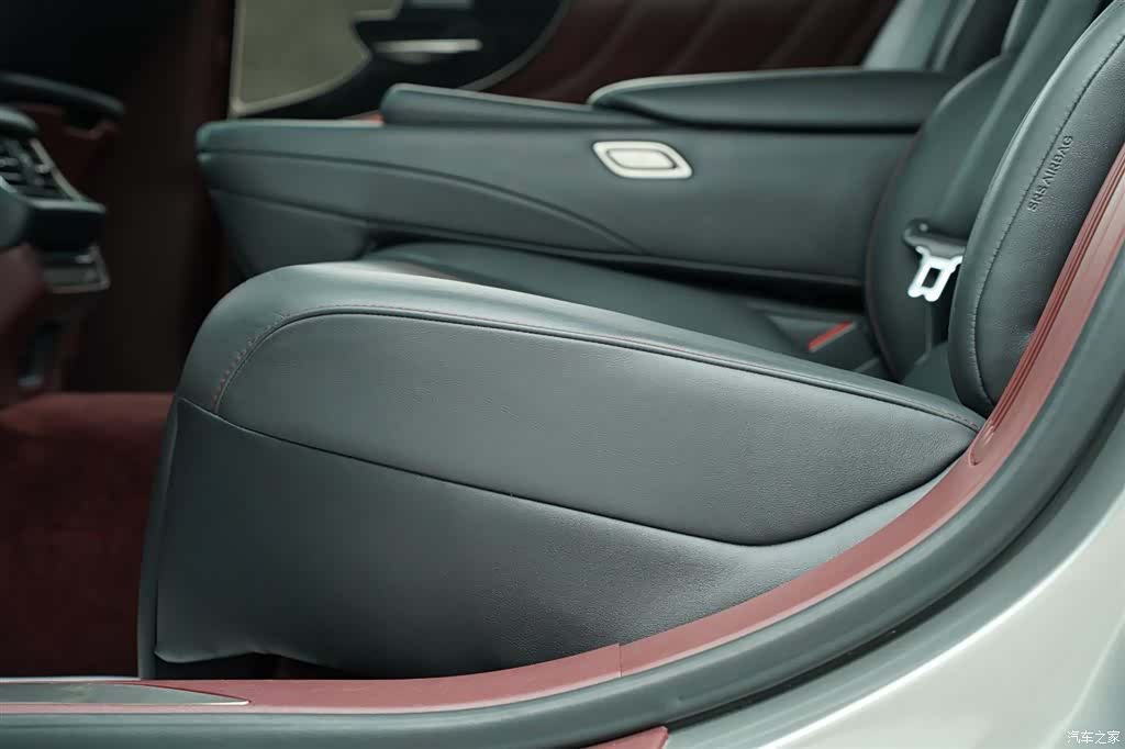 Lexus LS, 2018 14