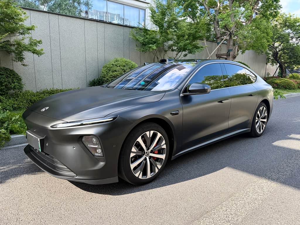 NIO ET7