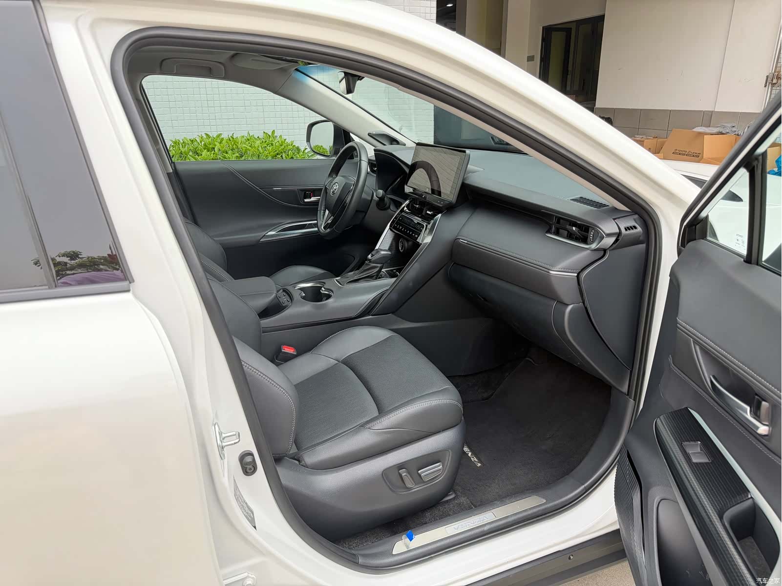 Toyota Venza, 2024 6