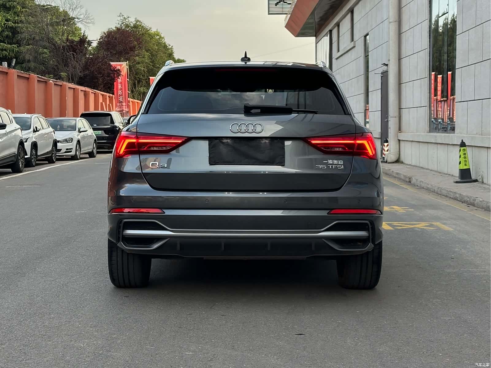 Audi Q3, 2022 все фото