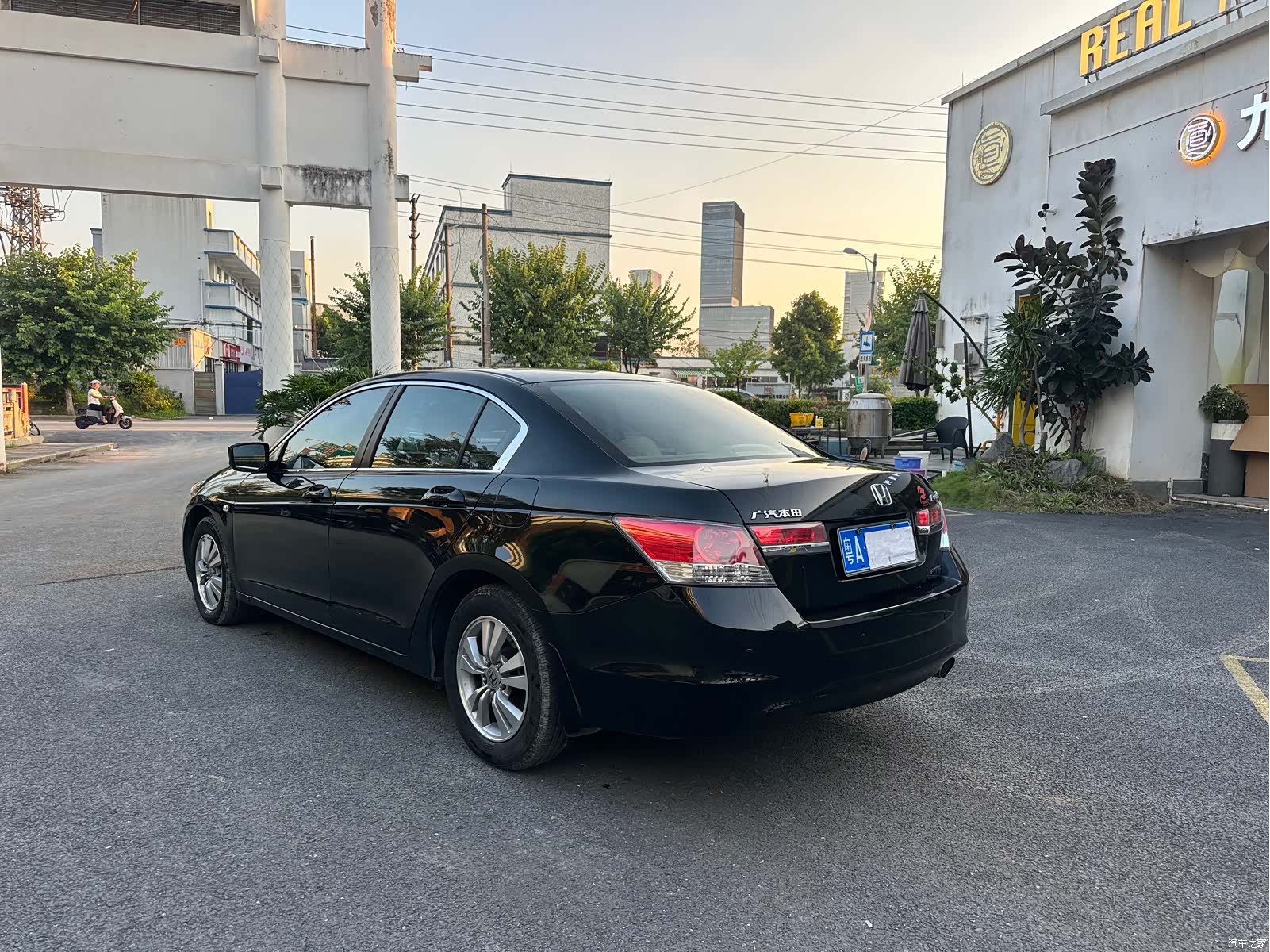 Honda Accord, 2011 7