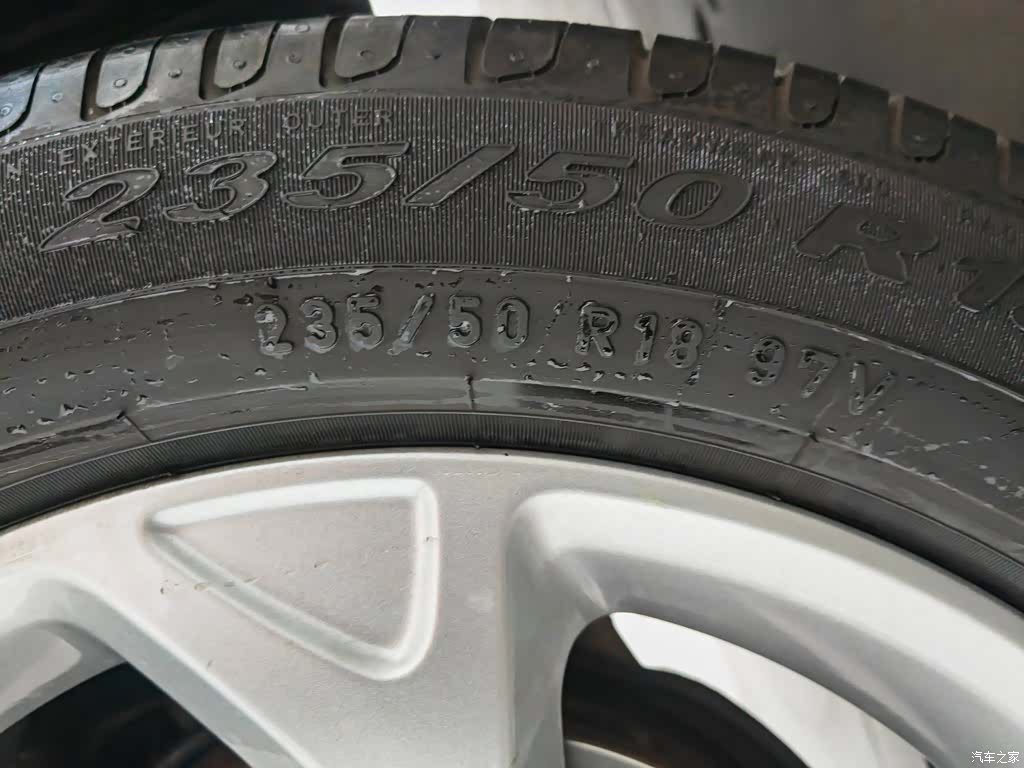 Mercedes-Benz GLA, 2019 24