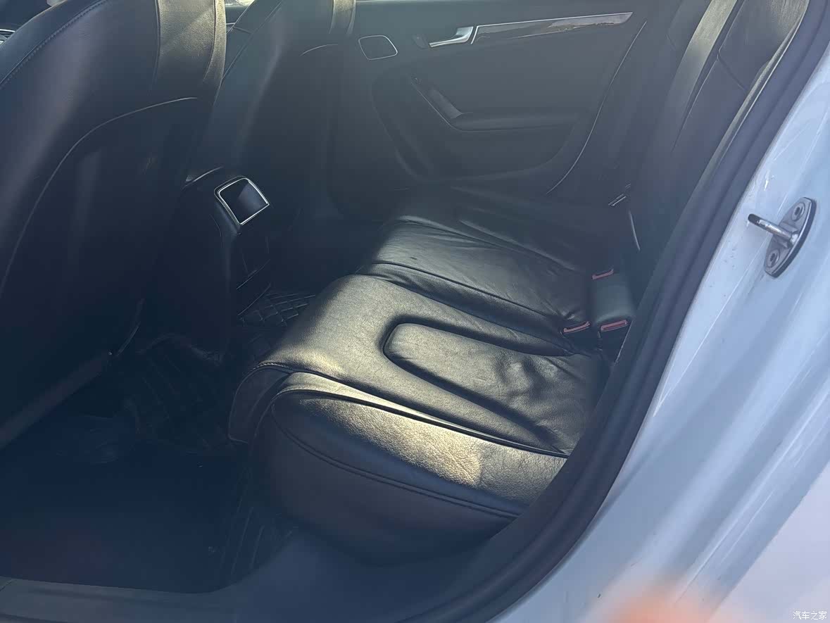 Audi A4L, 2014 11