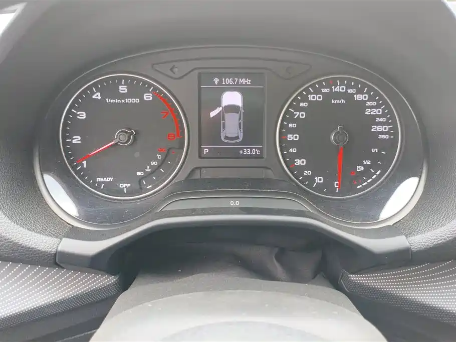 Audi Q2L Audi Q2L