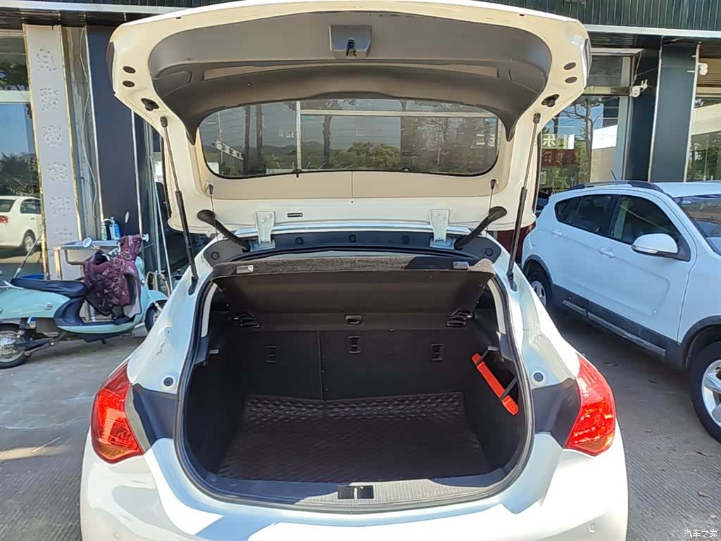Buick XT, 2015 15