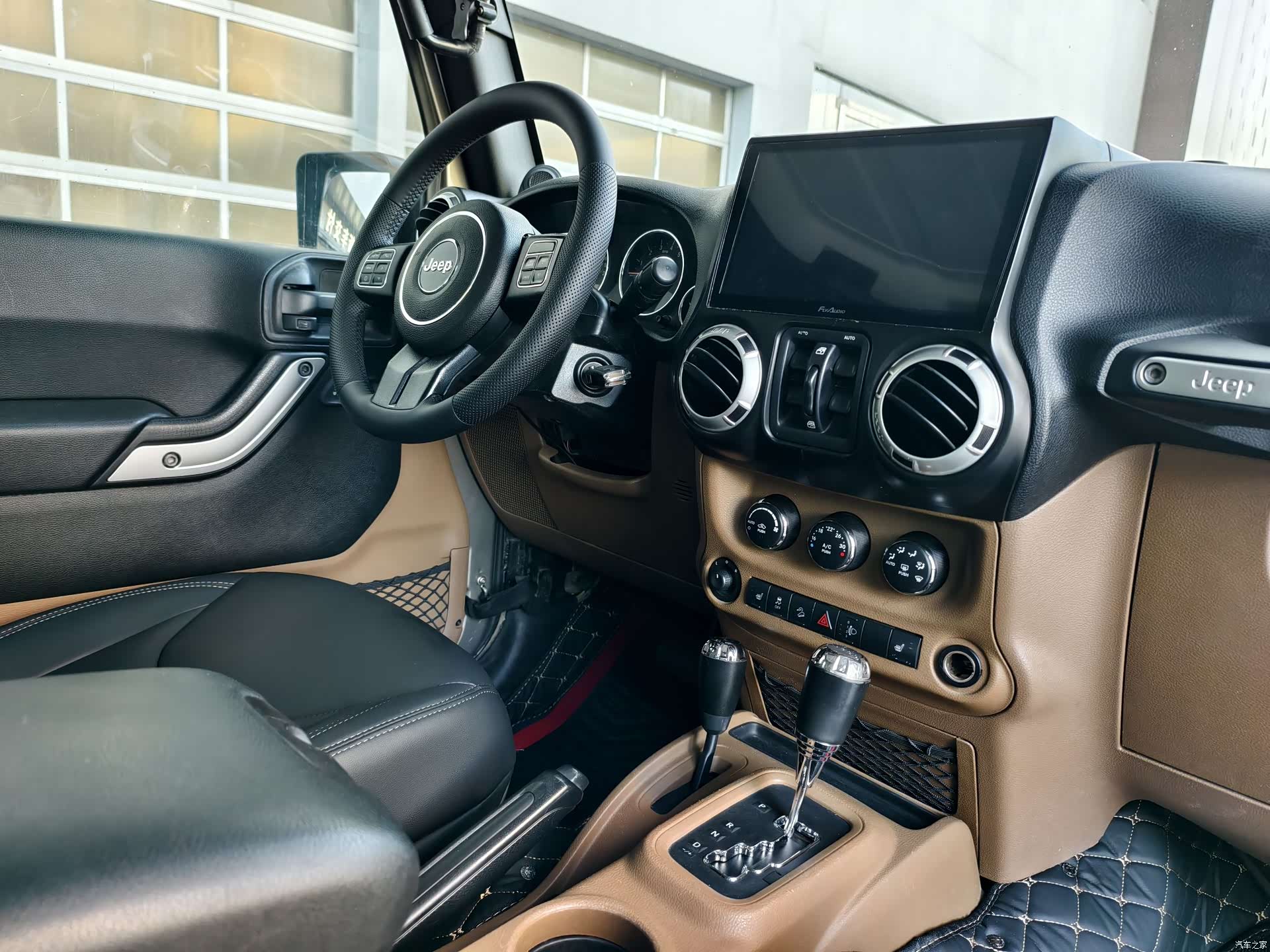 Jeep Wrangler, 2014 19
