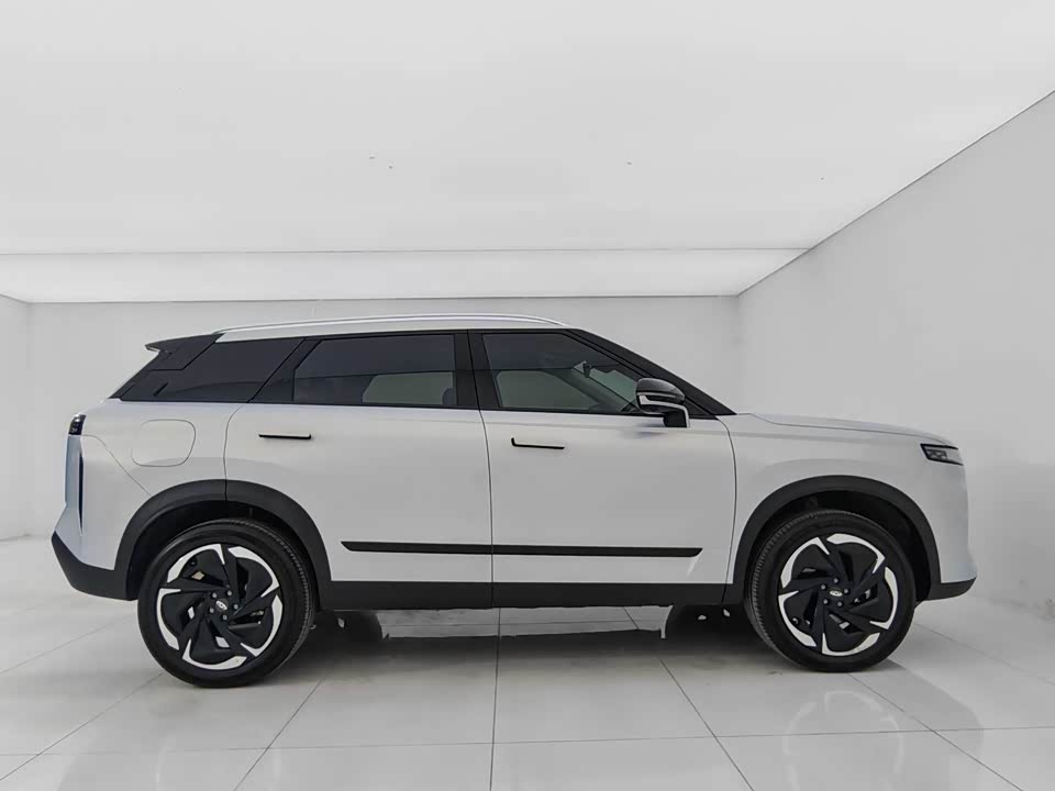 Chery Explore 06 C-DM