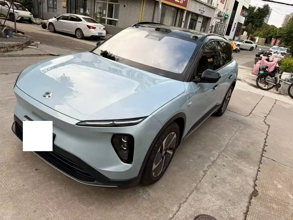 NIO ES6