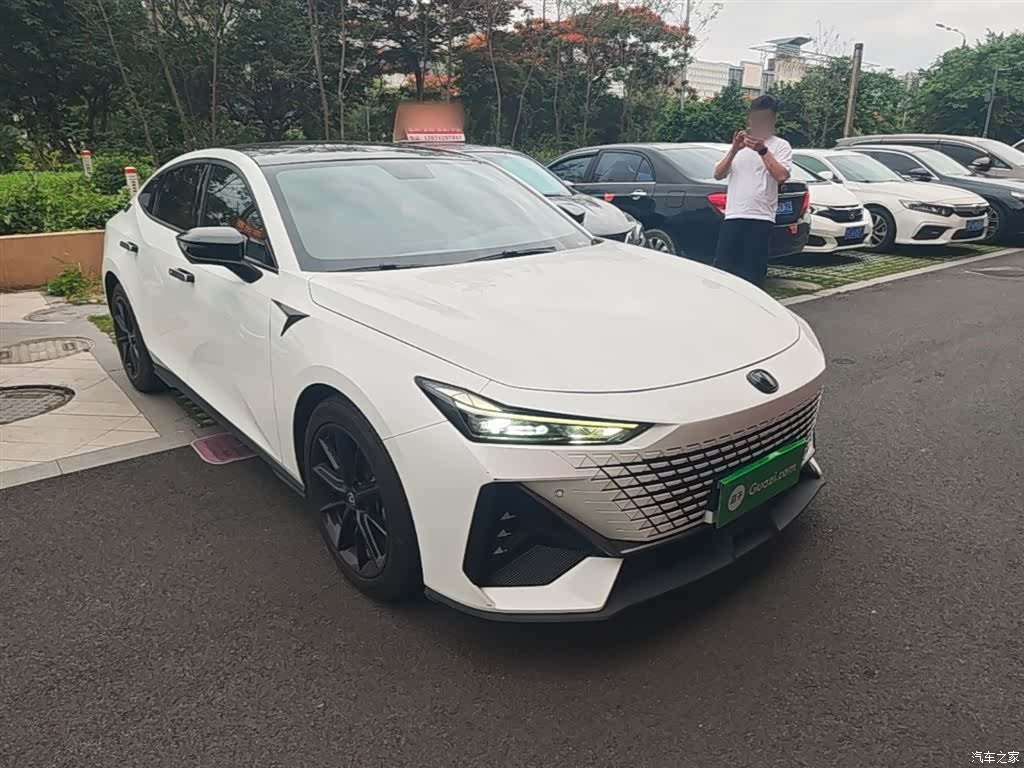 Changan UNI-V, 2023 4