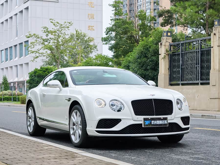 Bentley Continental 2016, фото 3