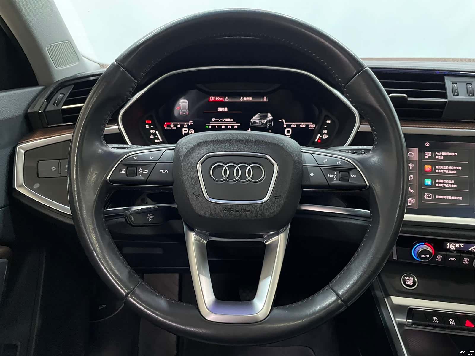 Audi Q3, 2022 4