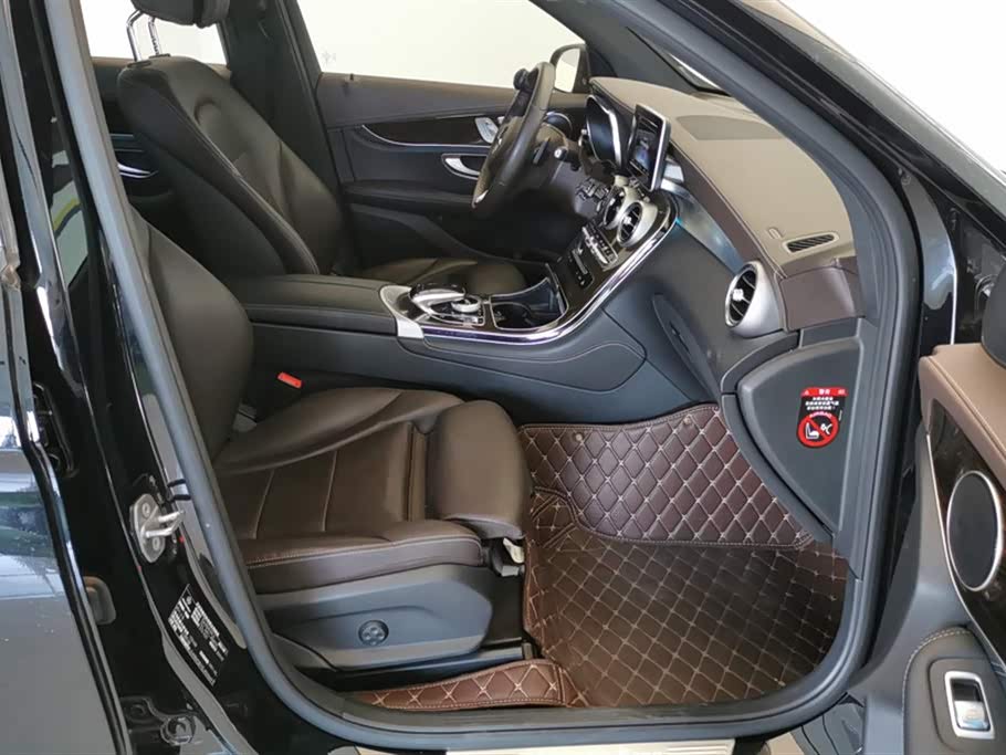Mercedes-Benz GLC Mercedes-Benz GLC