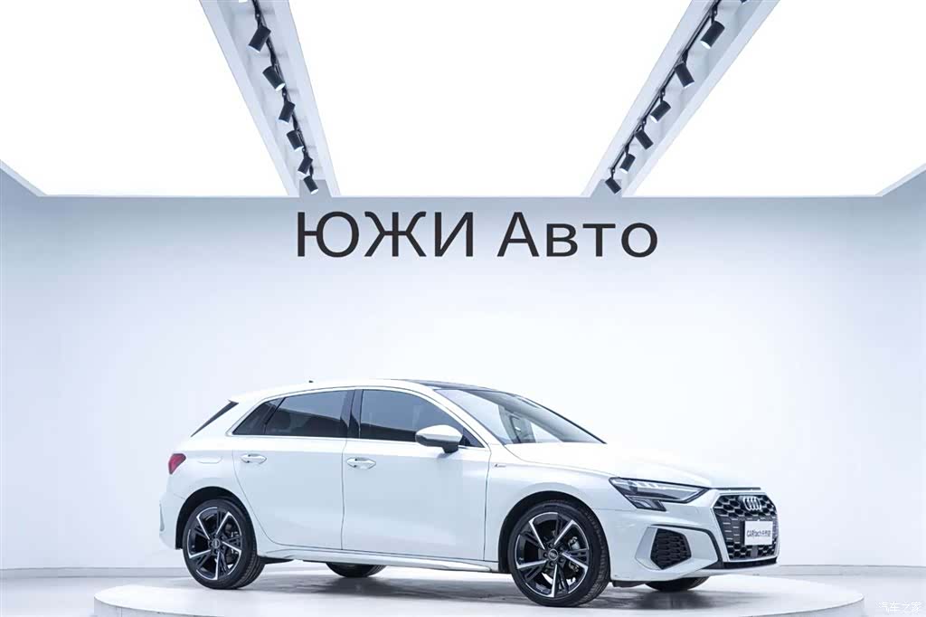 Audi A3, 2023 все фото