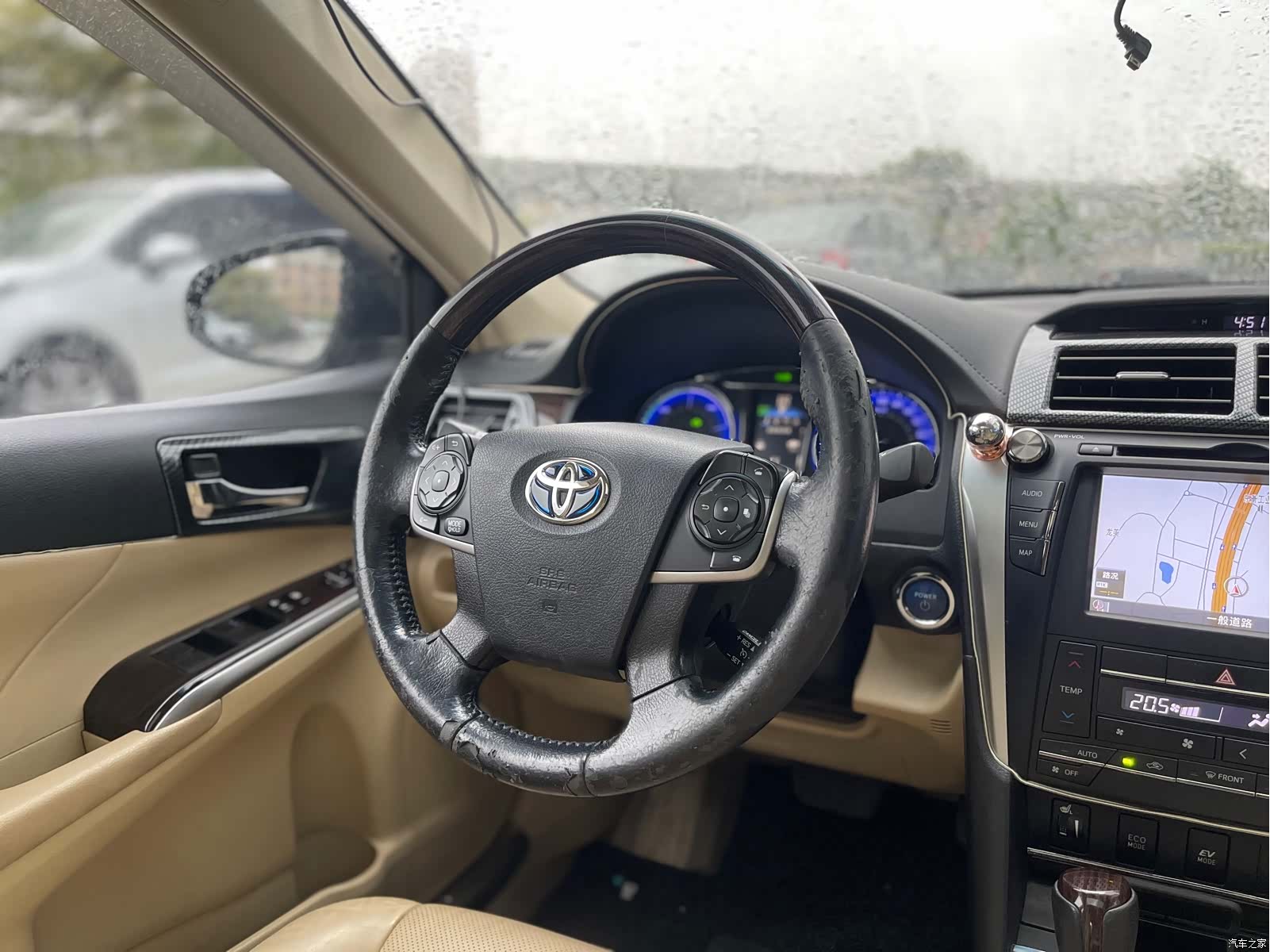 Toyota Camry, 2016 12