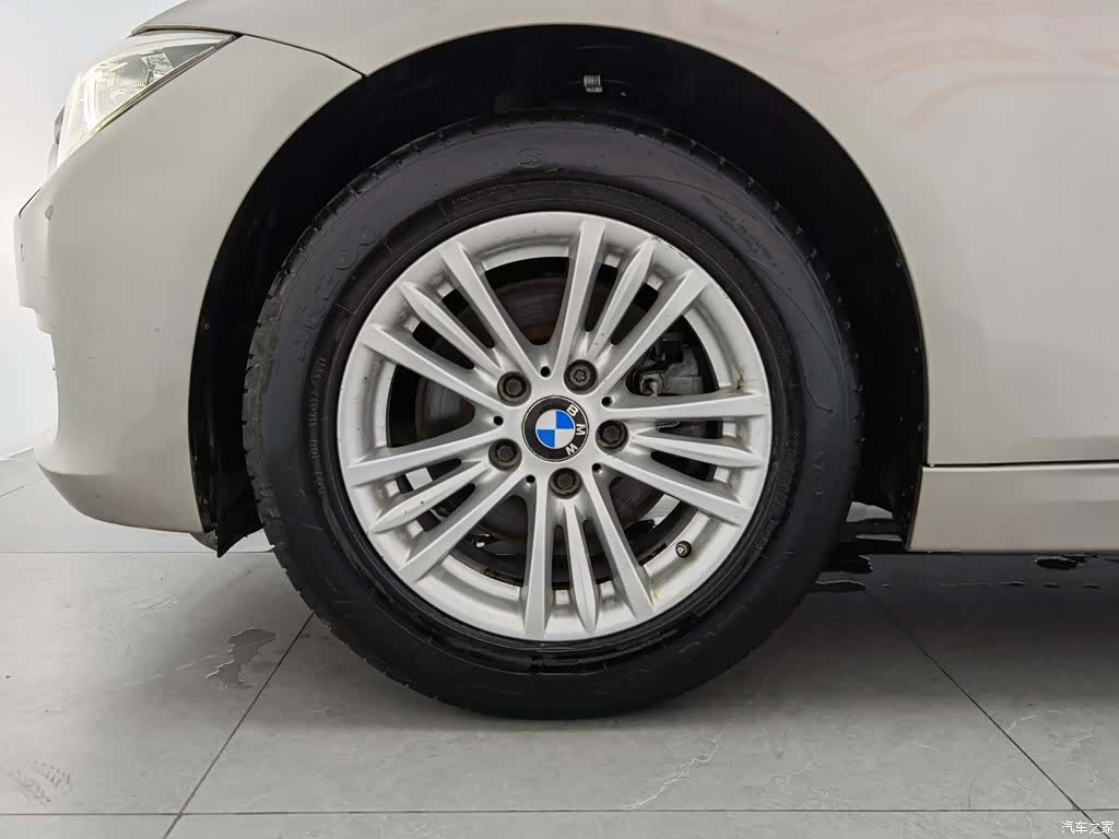 BMW 3 Series, 2013 17