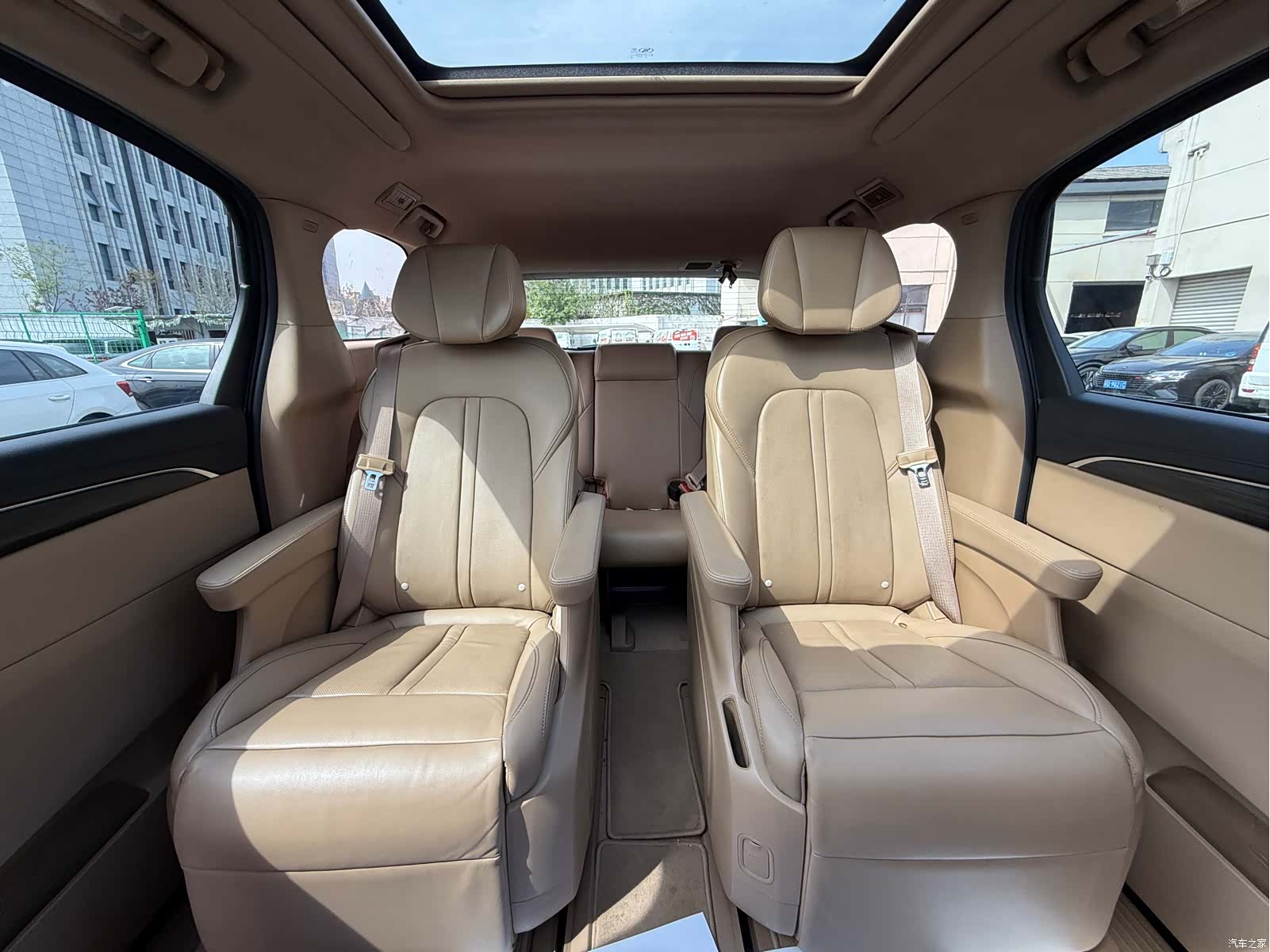 Buick GL8, 2021 24