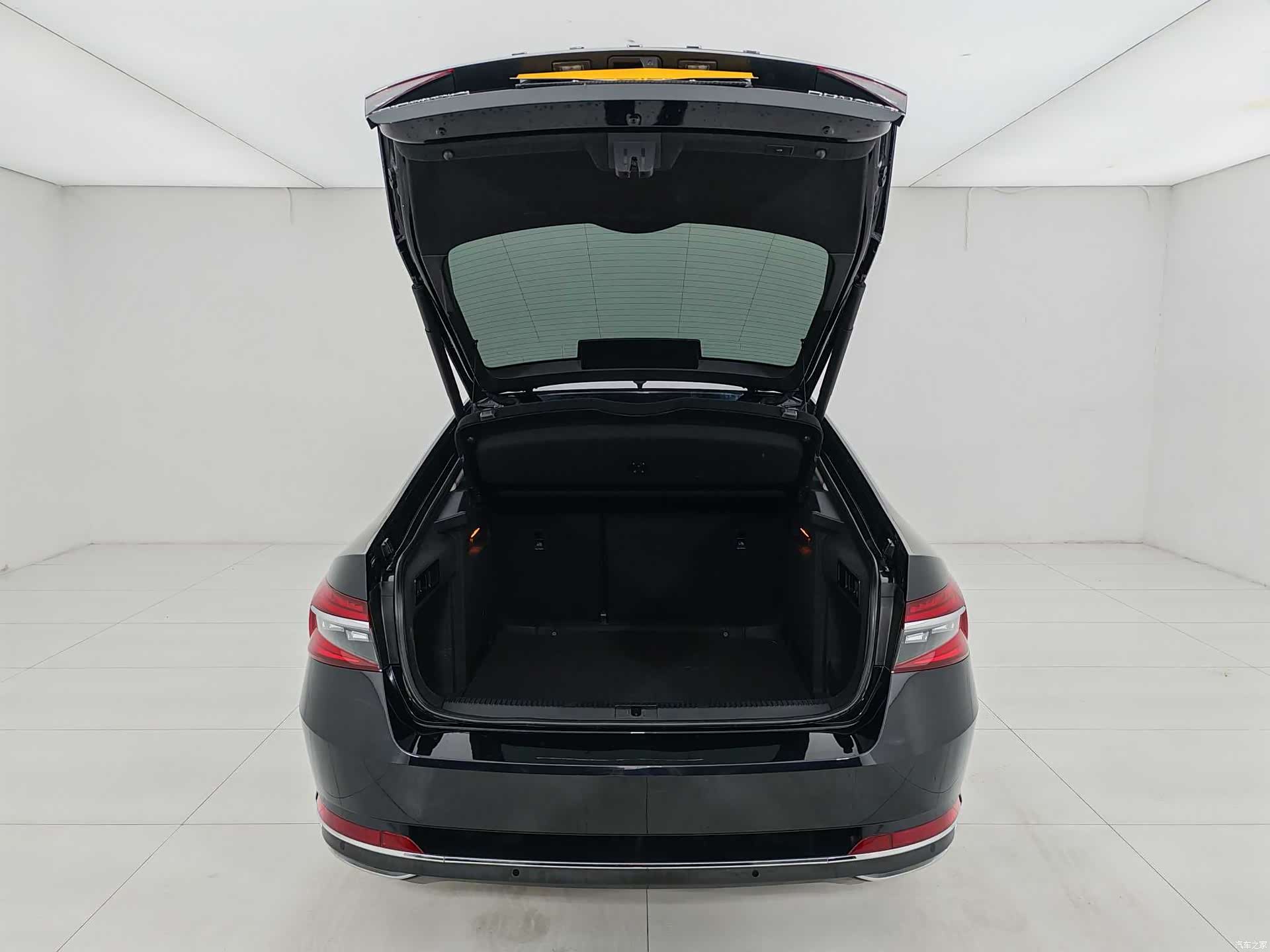 Skoda Superb, 2024 18