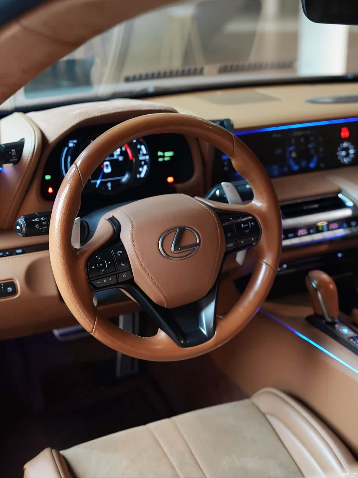 Lexus LC, 2018 18