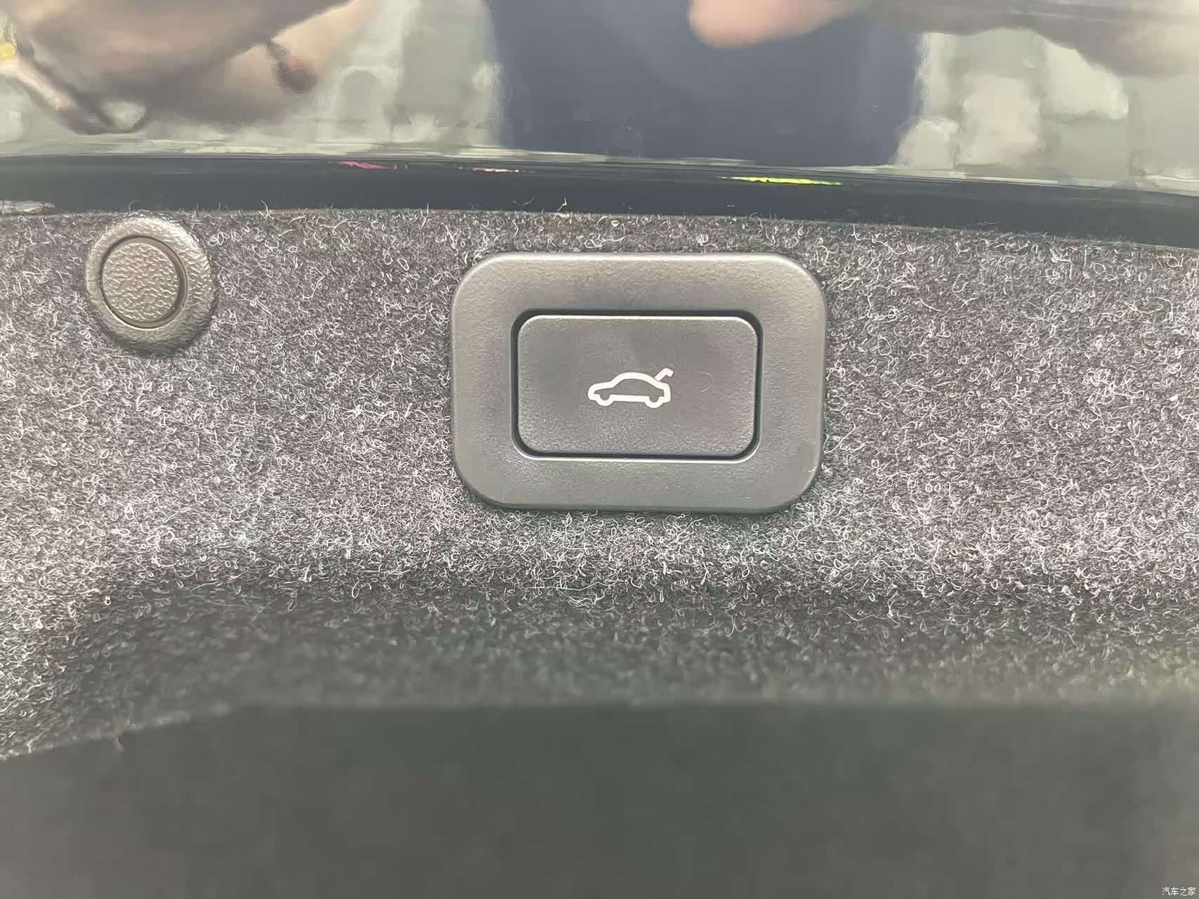 Hongqi H7, 2019 10
