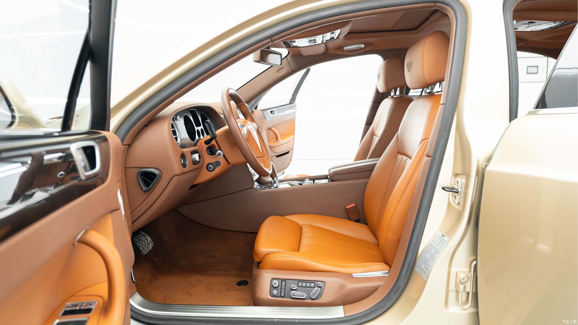 Bentley Flying Spur, 2011 6