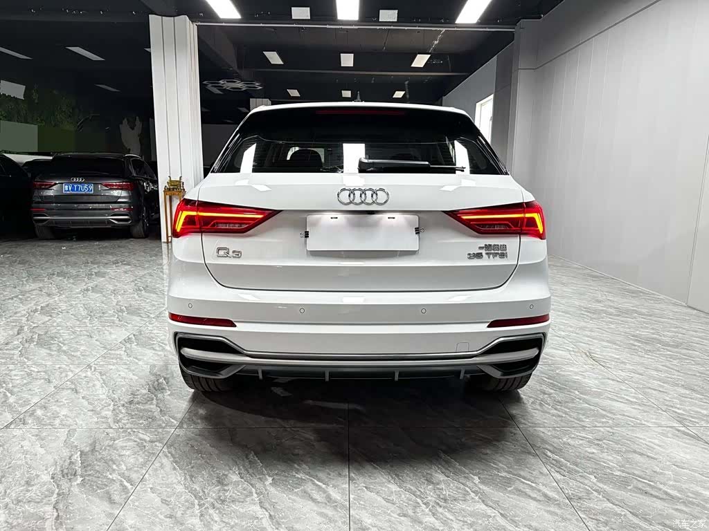 Audi Q3, 2022 14
