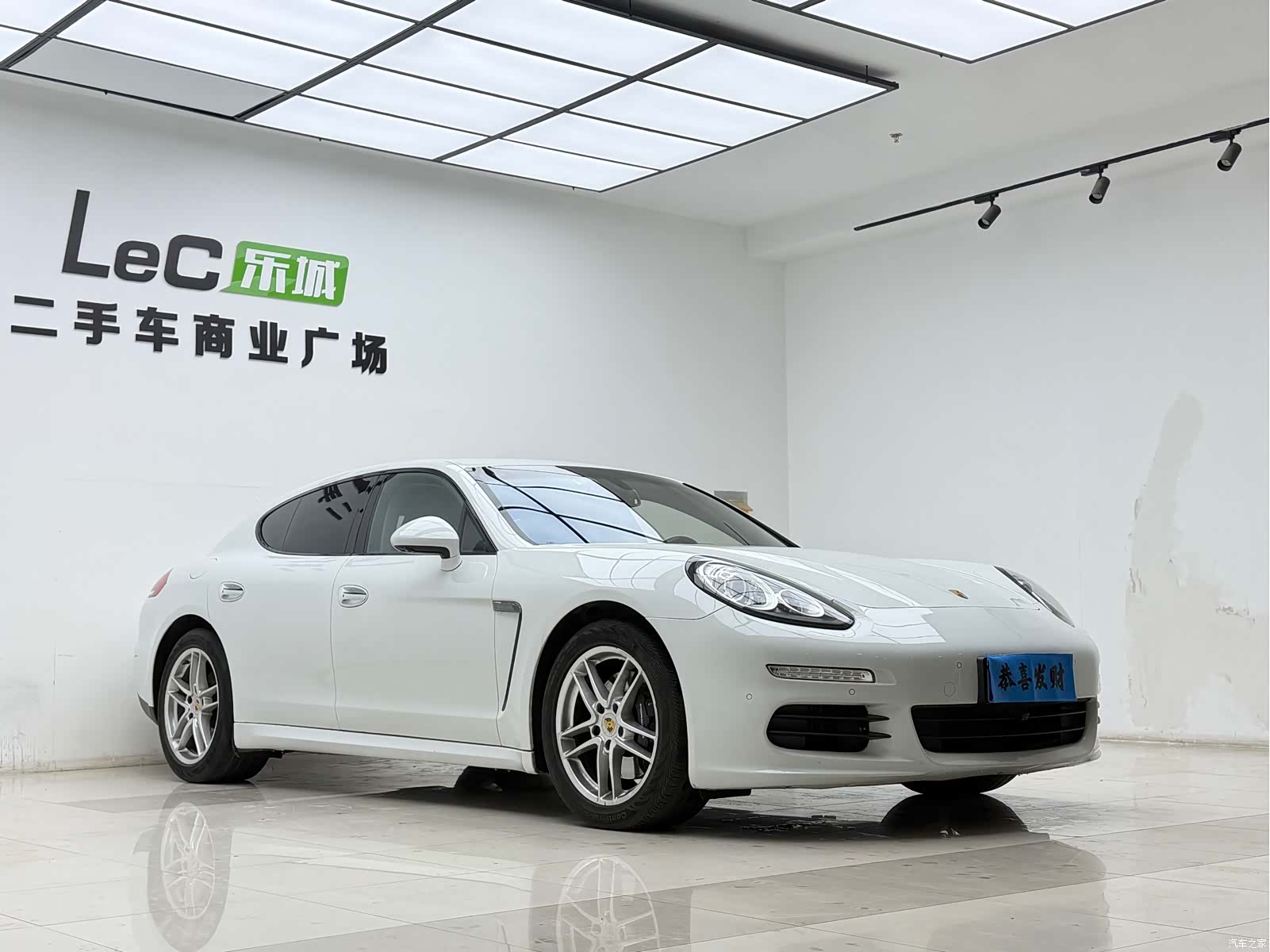 Porsche Panamera, 2016 3
