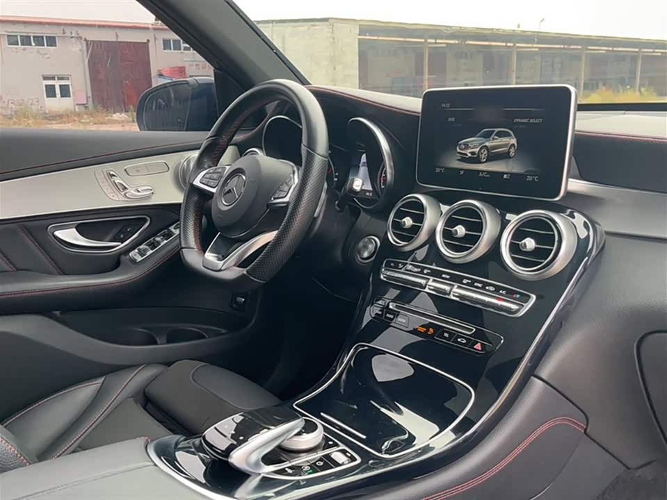 Mercedes-Benz GLC AMG