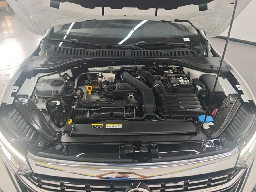 Volkswagen Sagitar 2025, фото 10