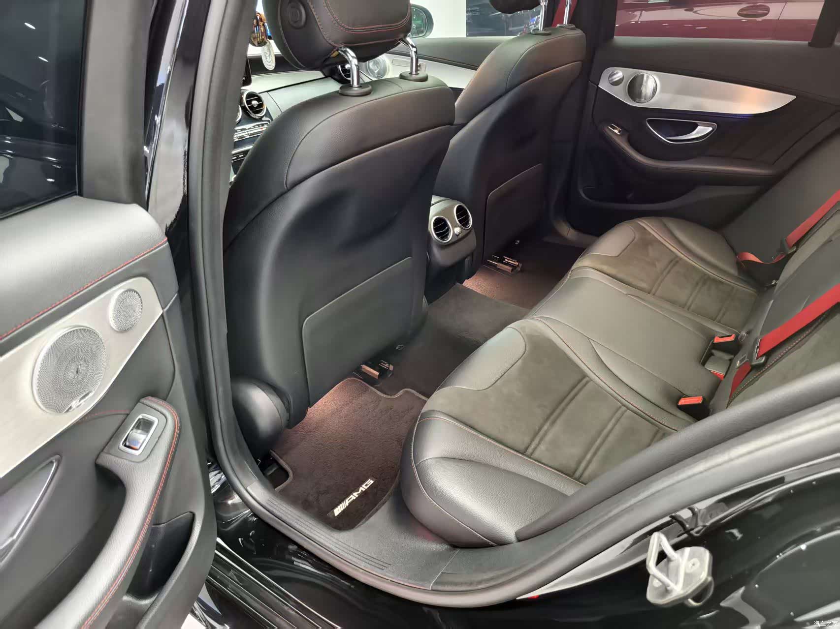 Mercedes-Benz C-Class, 2020 8