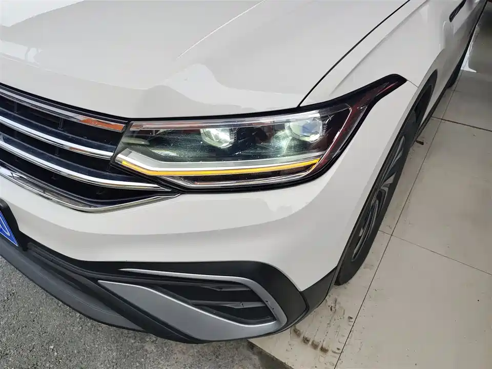 Volkswagen Tiguan L Volkswagen Tiguan L