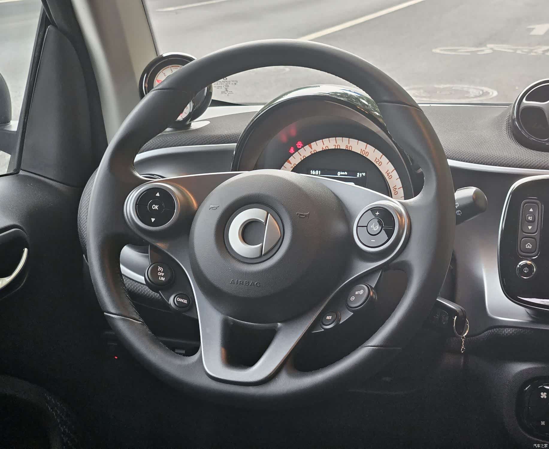 Smart Fortwo, 2018 9