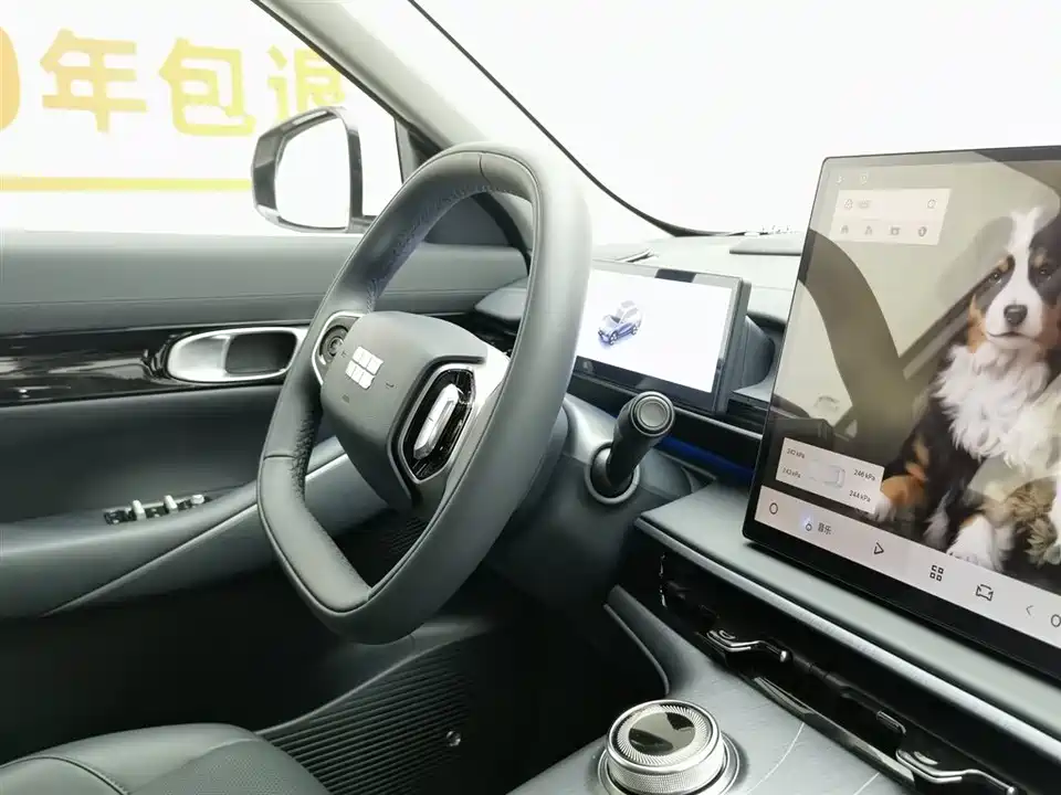 Geely Galaxy Galaxy E5