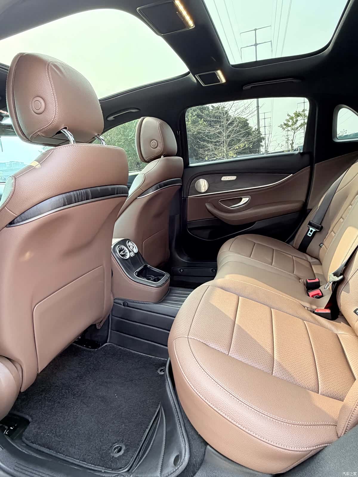 Mercedes-Benz E-Class, 2021 6