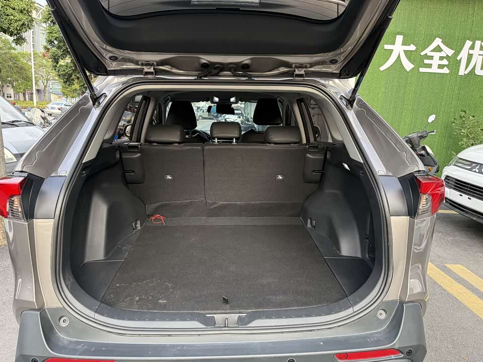 Toyota RAV4 Rongfang