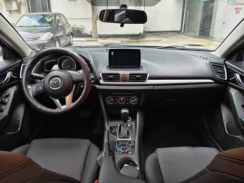 Mazda 3 2016, фото 16
