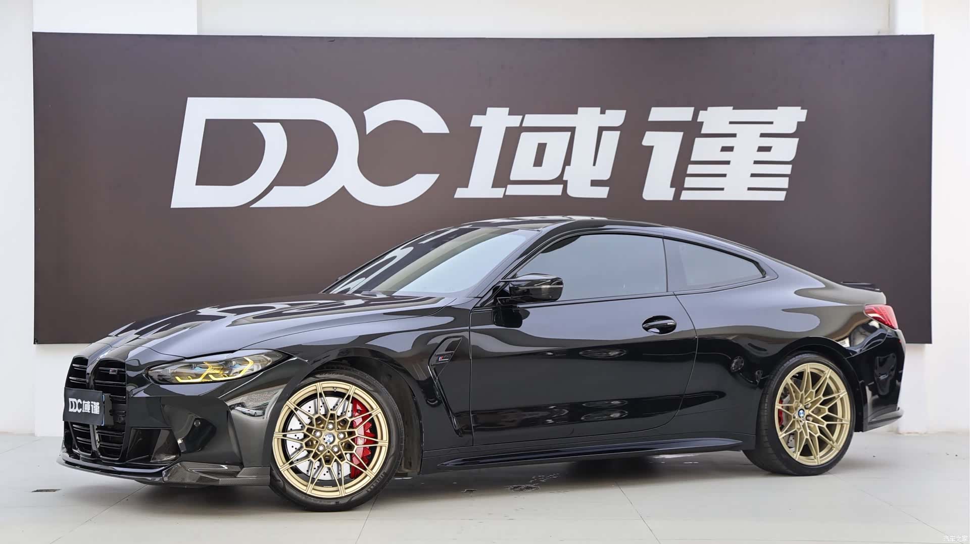 BMW M4, 2024 1