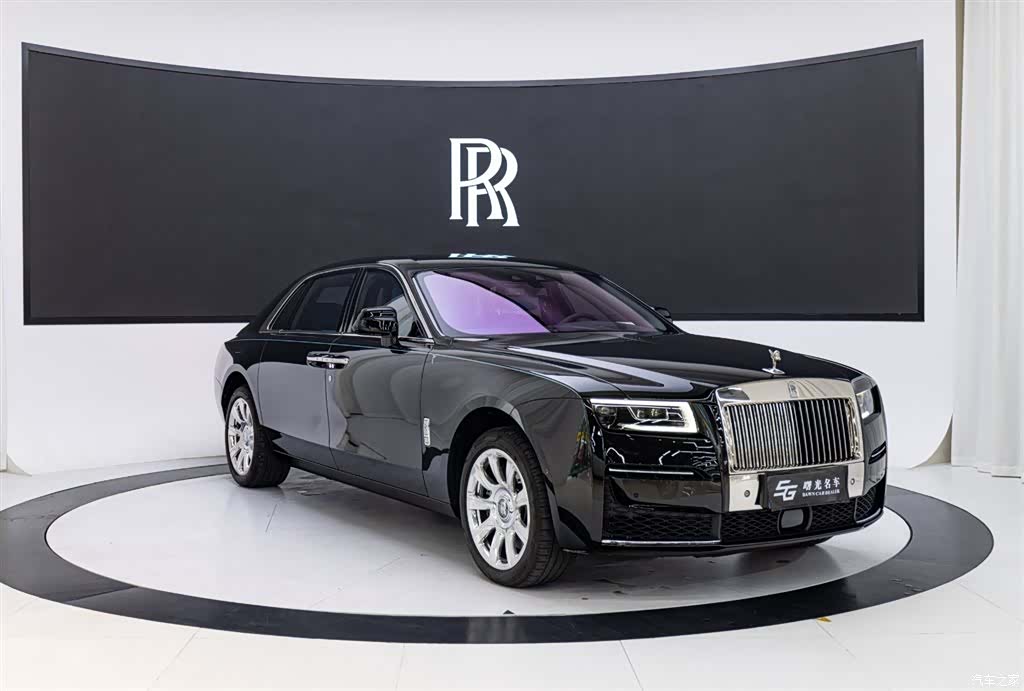 Rolls-Royce Ghost, 2023 3
