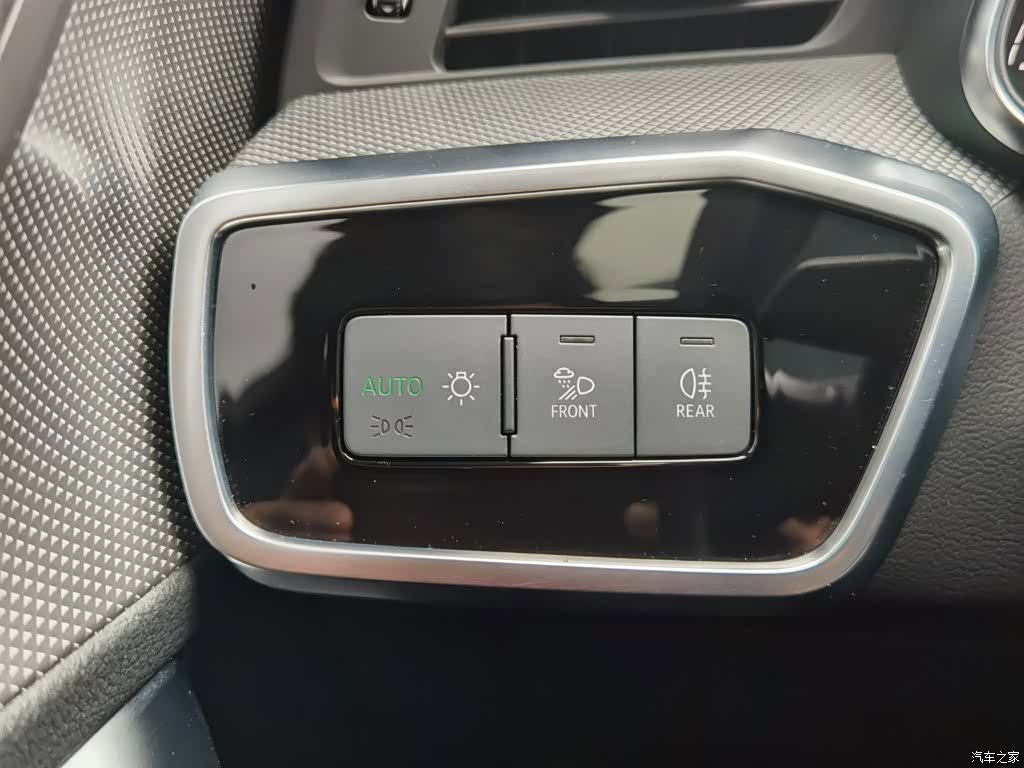 Audi A6L, 2022 14