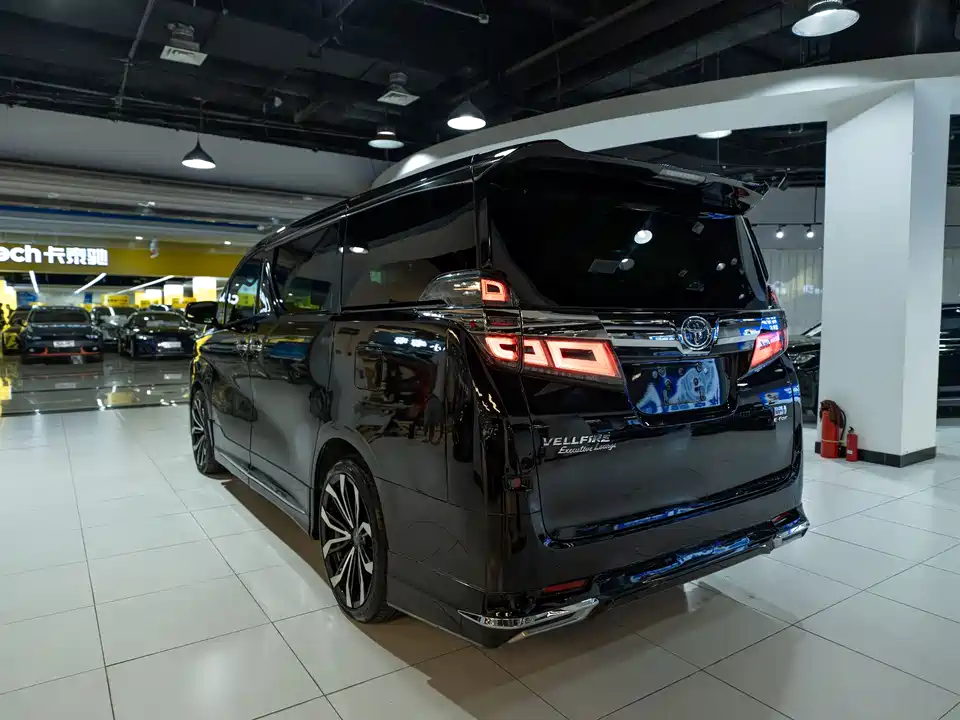 Toyota Wilfa