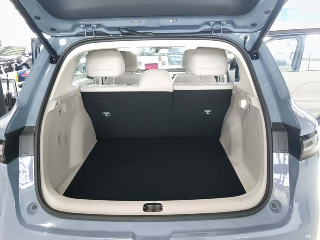 Leapmotor B10, 2025 19