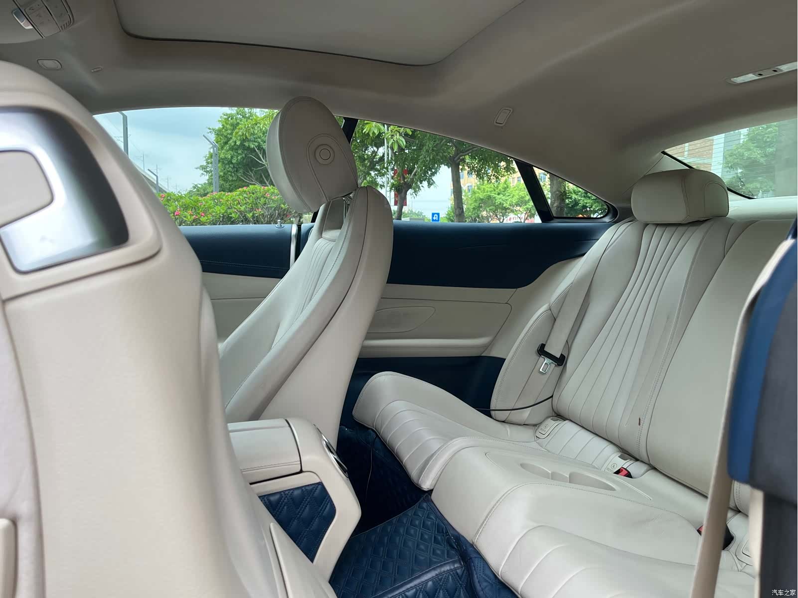 Mercedes-Benz E-Class, 2017 6
