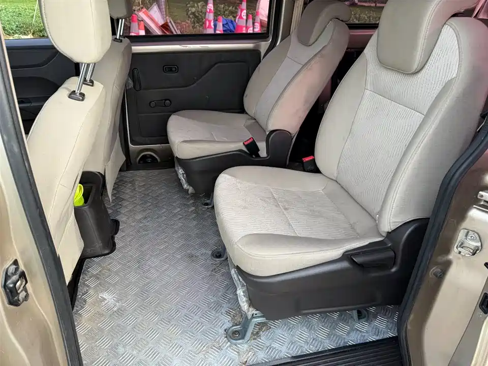 Wuling Wuling Hongguang V