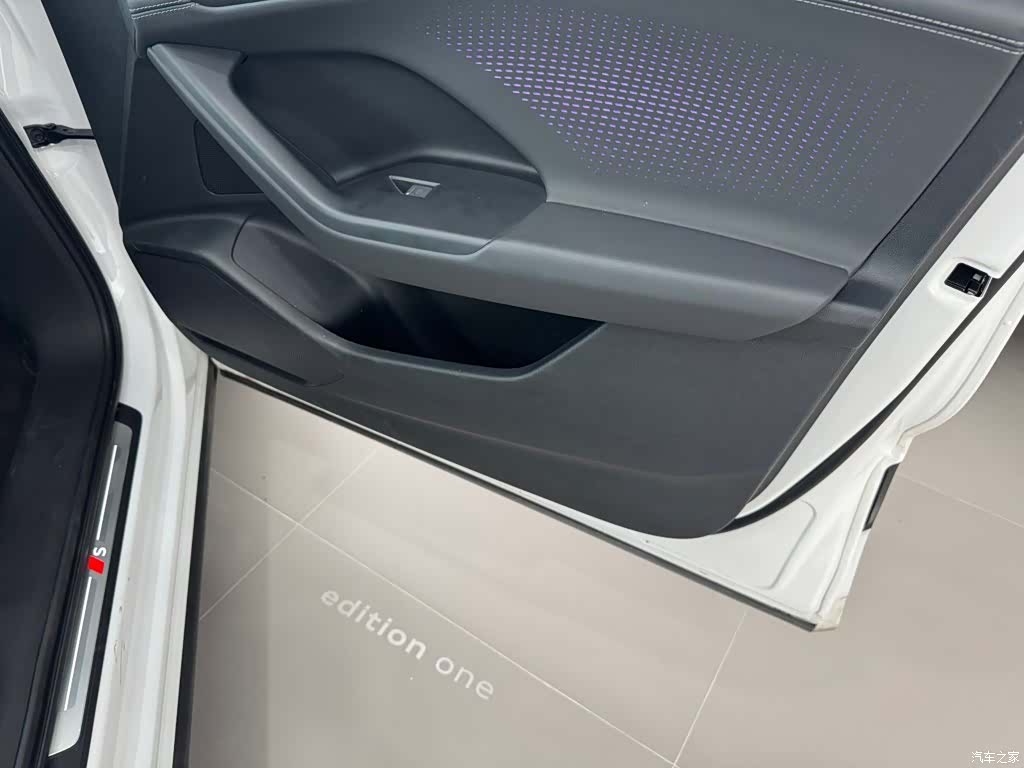 Audi e-tron, 2025 16