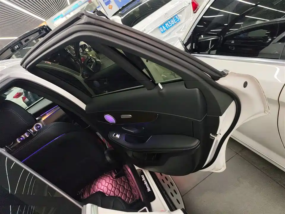 Mercedes-Benz GLC Mercedes-Benz GLC