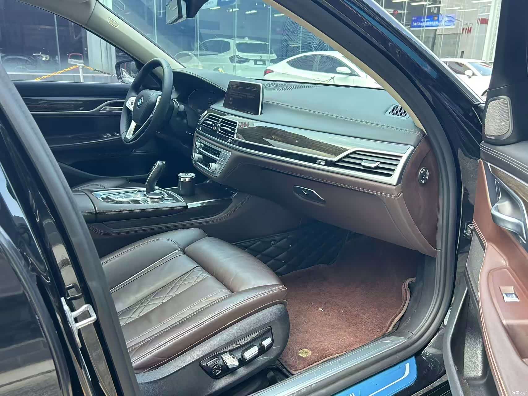 BMW 7 Series, 2020 6