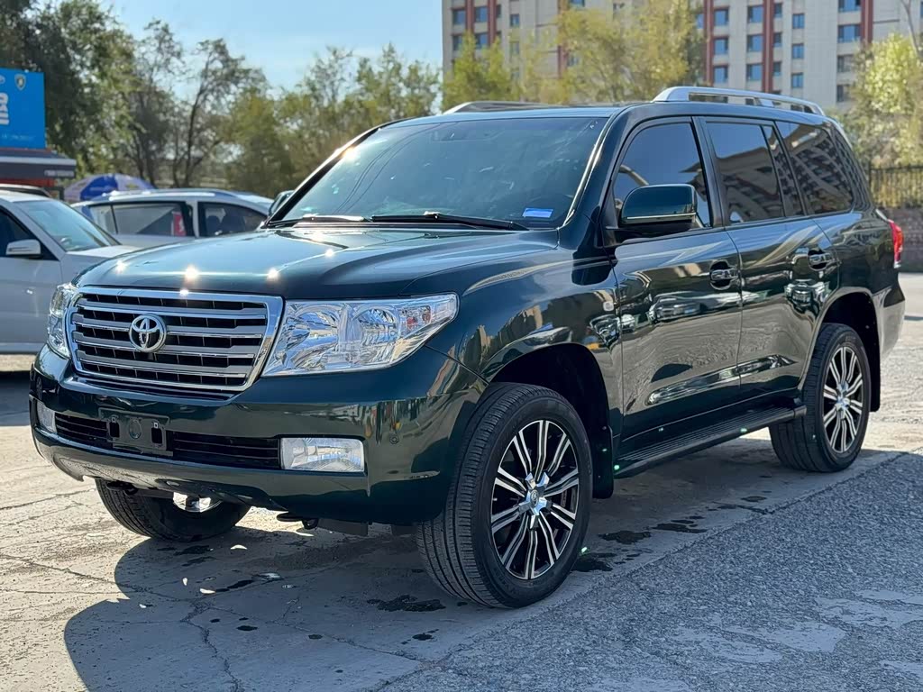 Toyota Land Cruiser 2010 4.7L AT VX
