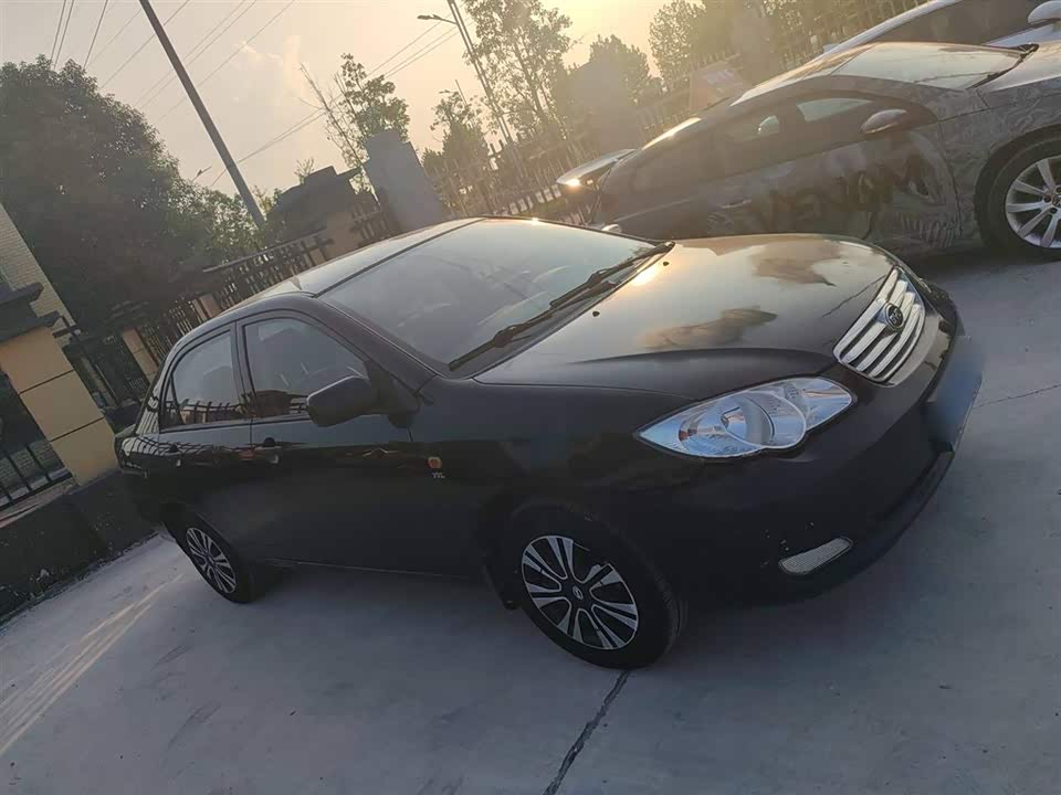 BYD F3