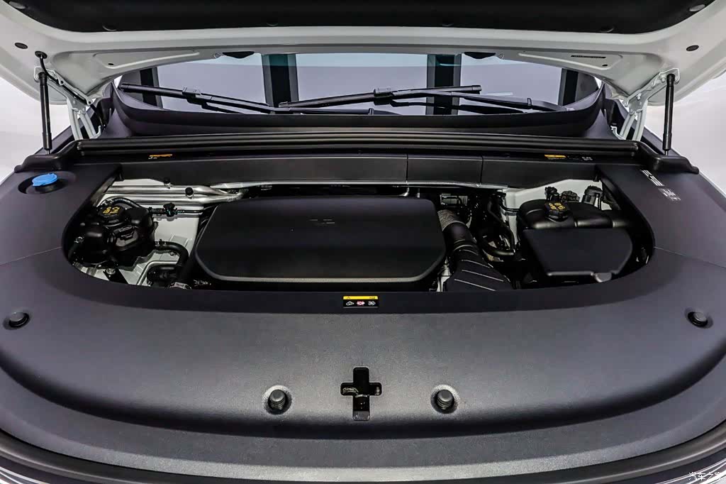 Li Auto L6, 2025 16