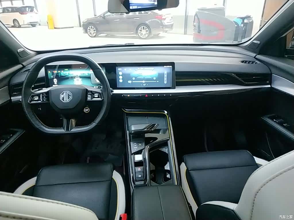 MG MG5, 2022 10