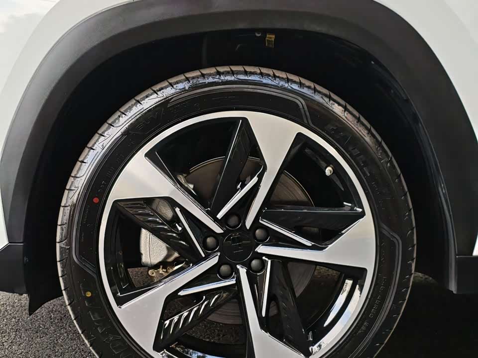 Geely Galaxy Galaxy L7